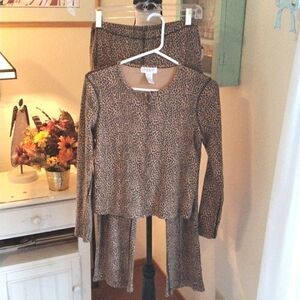 Jones New York Two Piece Lounge Set